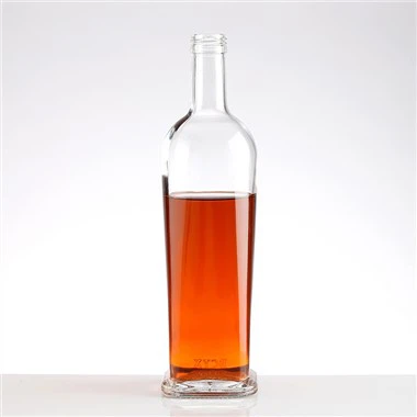 بطری شراب با درپوش